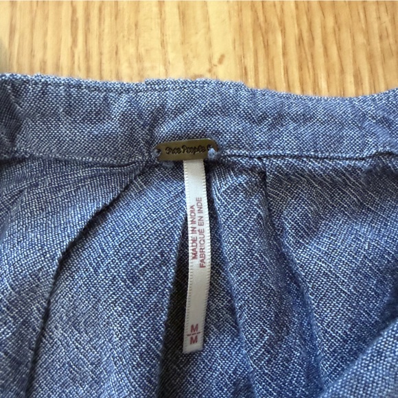 Free People Size M Crazy Hearts Chambray Babydoll Top Short Sleeve Oversized - Picture 6 of 9